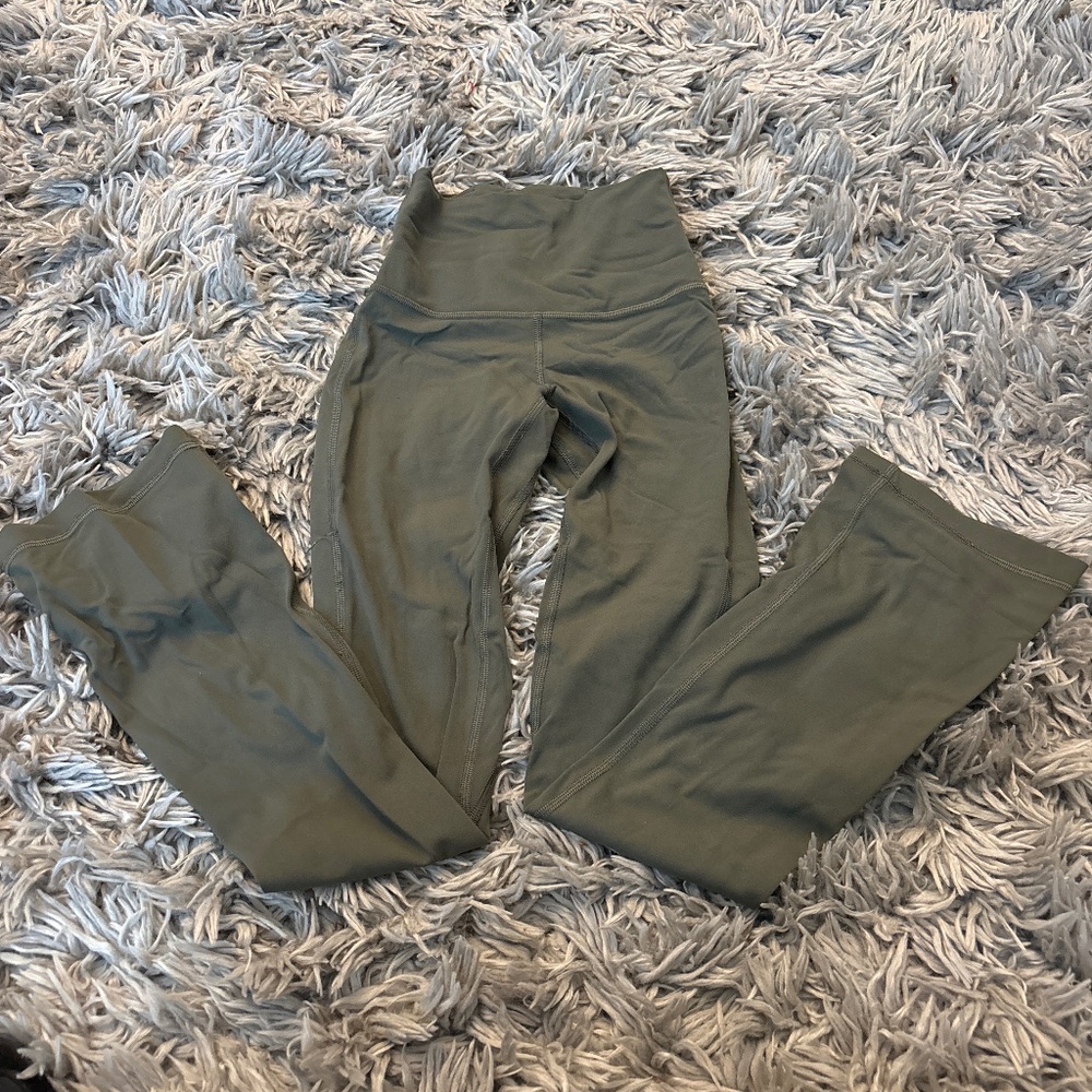 Lululemon wide leg